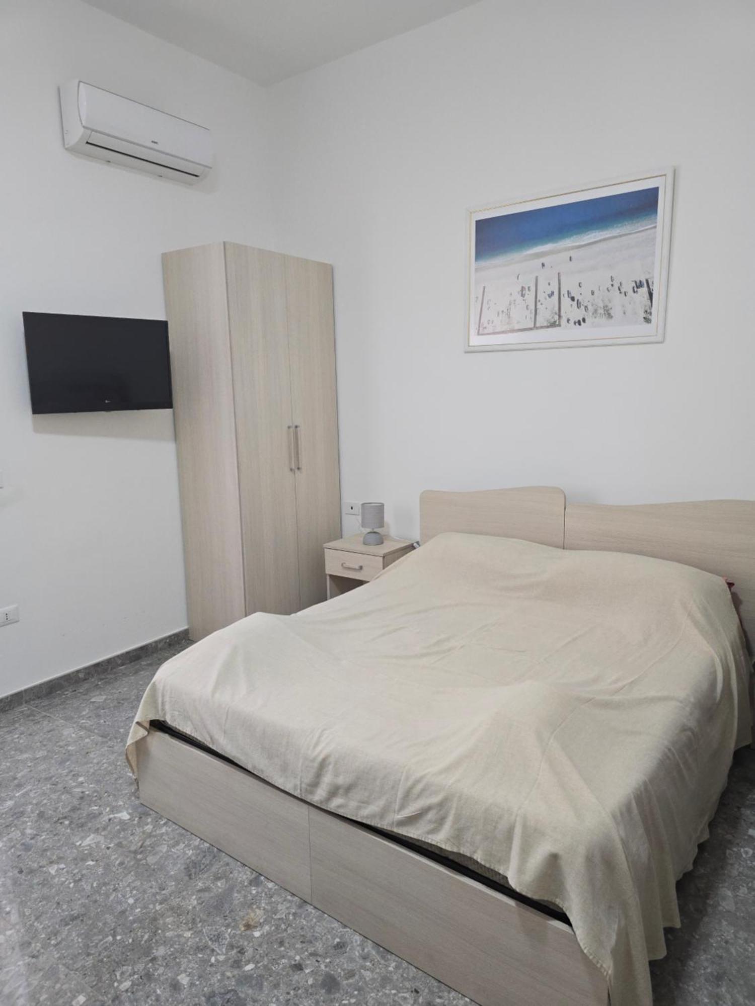 Da Massimo 1 Bed and Breakfast Marina di Schiavonea Exteriör bild